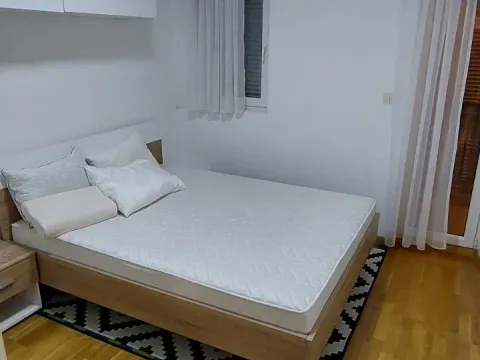 Prodaja, jednosoban stan, 43m², Stari Aerodrom, Podgorica - image 6