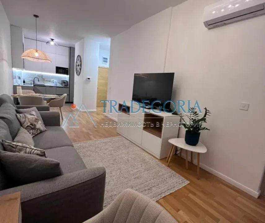 Prodaja, jednosoban stan, 79m², Bečići, Budva
