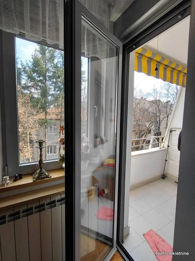 Sale, studio apartment, 87m², Voždovac, Voždovac Sve Podlokacije