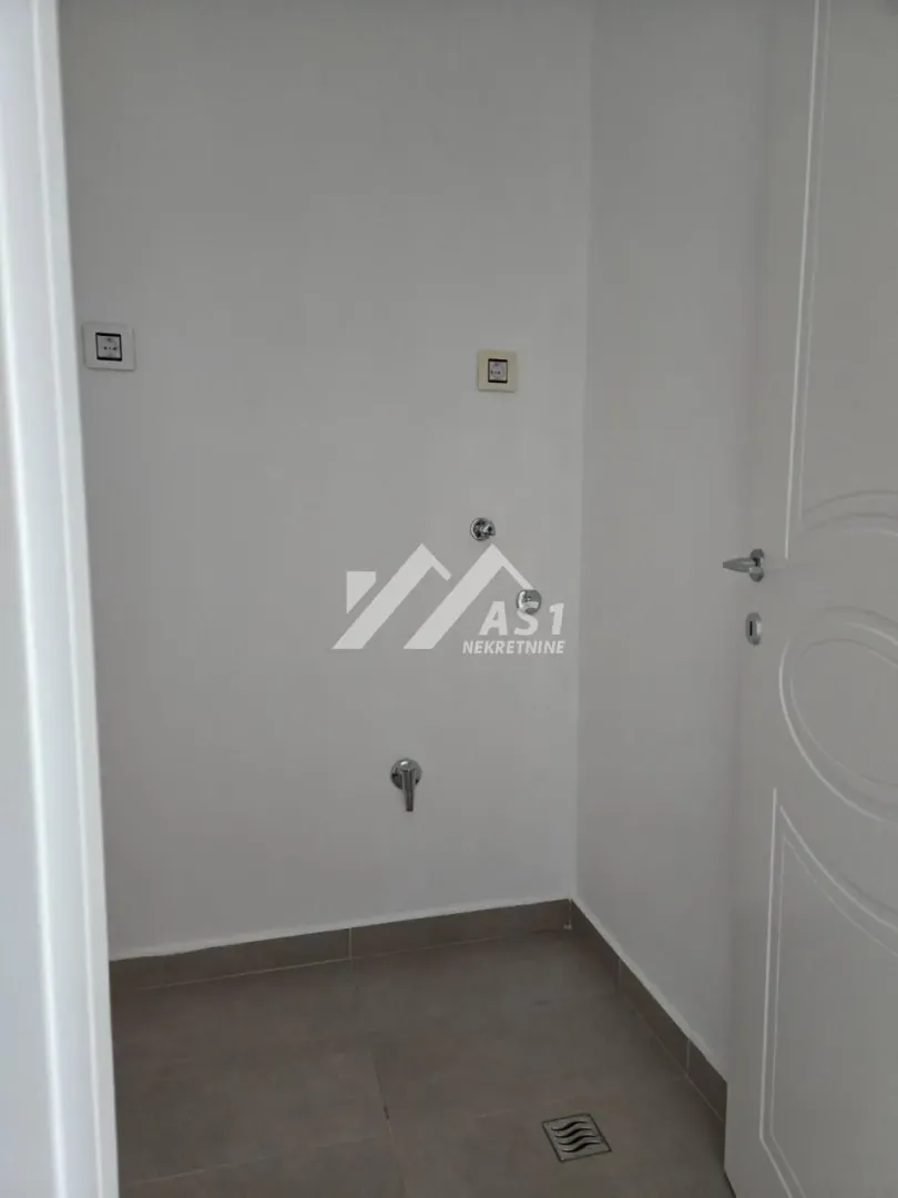 Rent, four bedroom apartment, 104m², Sajam, Novi Sad Sve Podlokacije