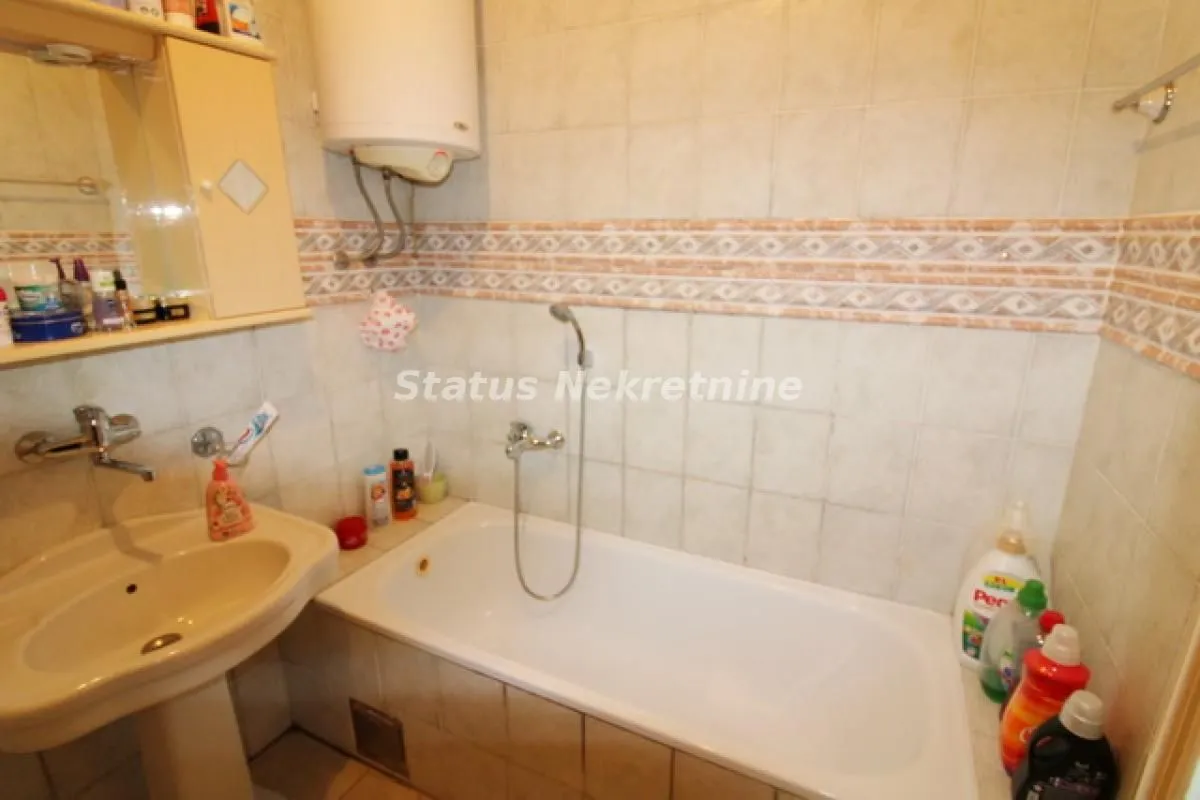 Prodaja, trosoban stan, 91m², Grbavica, Novi Sad Sve Podlokacije