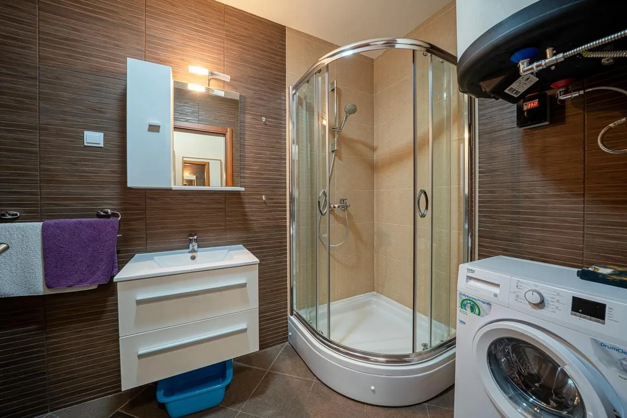 Sale, one bedroom apartment, 50m², Bečići, Budva