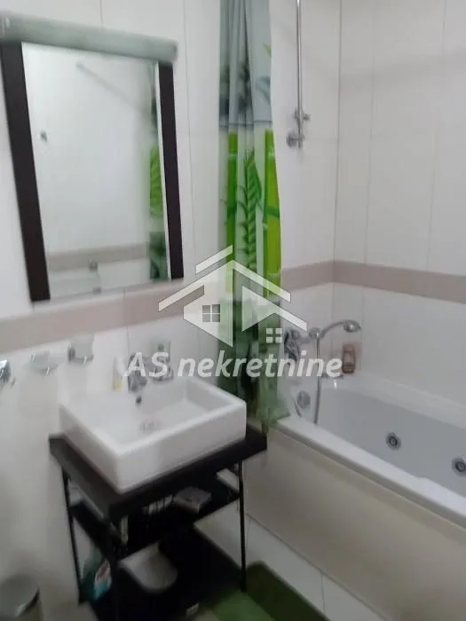 Rent, three bedroom apartment, 98m², Savski Venac, Beograd