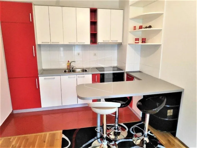 Rent, apartment, 44m², 1 maj, Podgorica