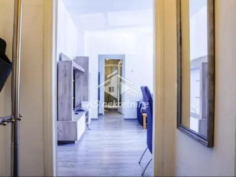 Rent, two bedroom apartment, 45m², Tašmajdan, Palilula Sve Podlokacije - image 7