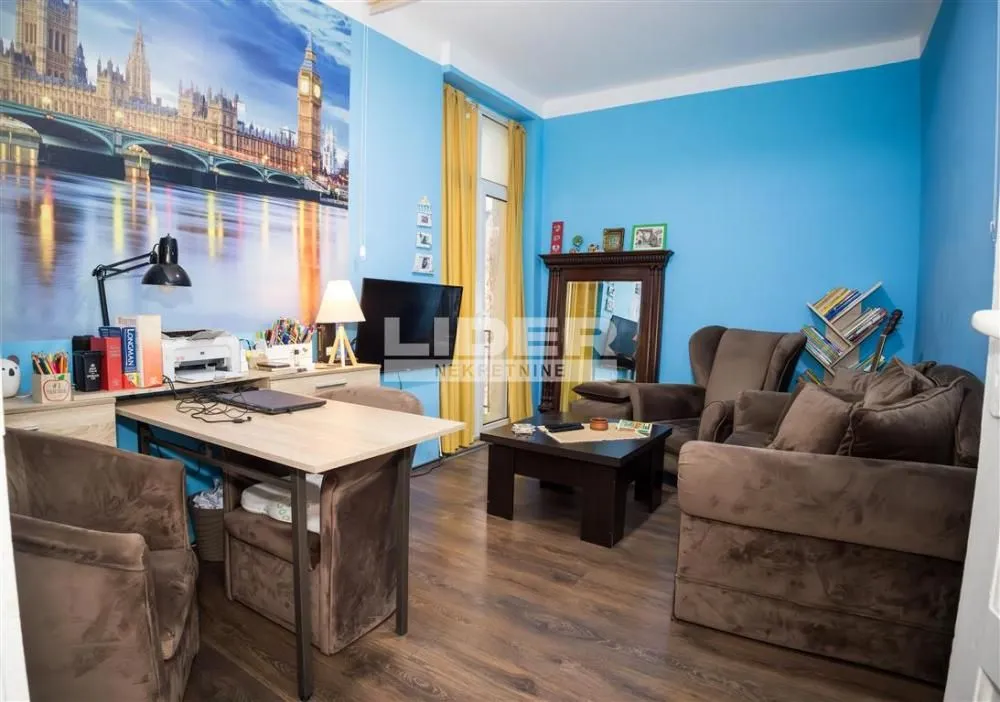 Sale, four bedroom apartment, 77m², Skadarlija, Beograd
