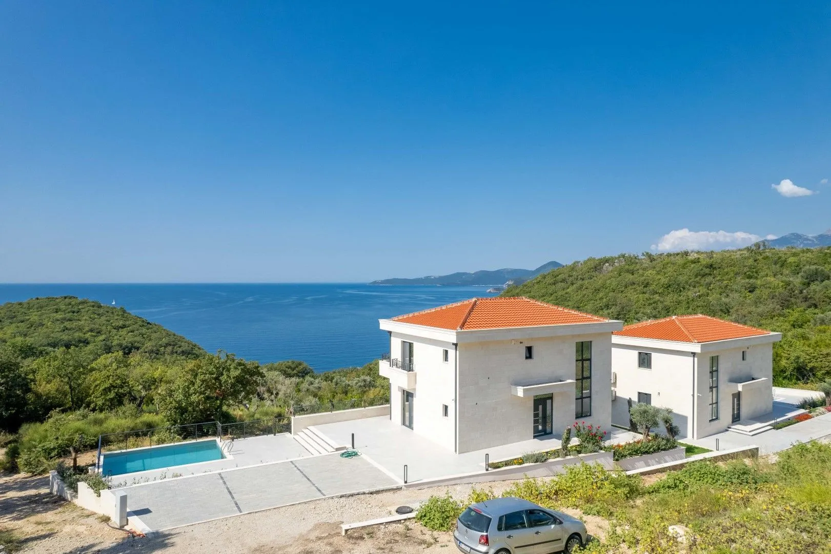 Sale, house, 318m², Reževići, Budva