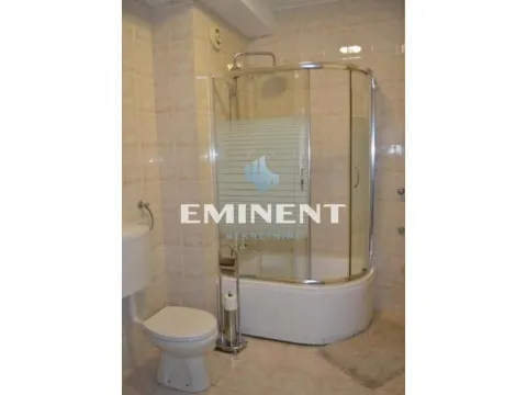 Izdavanje, četvorosoban stan, 110m², Savski Venac, Beograd - image 13