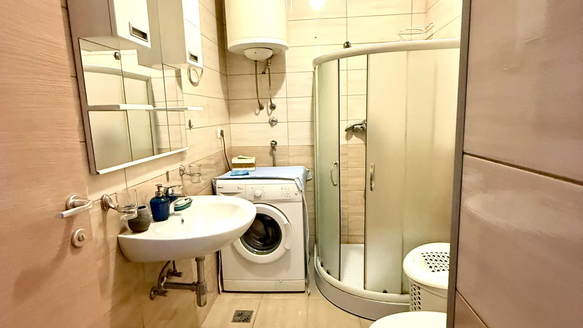 Rent, one bedroom apartment, 42m², Ljubović, Podgorica