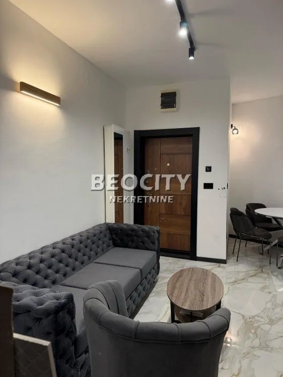 Sale, two bedroom apartment, 41m², Cvetkova Pijaca, Zvezdara Sve Podlokacije