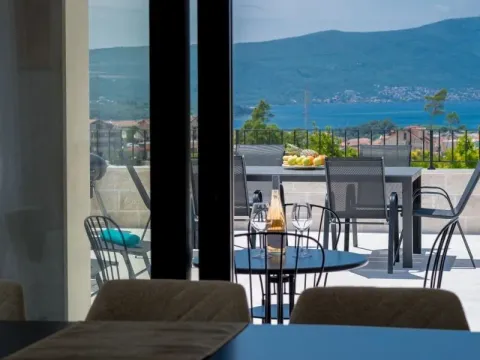 Prodaja, kuća, 250m², Mrčevac, Tivat - image 15
