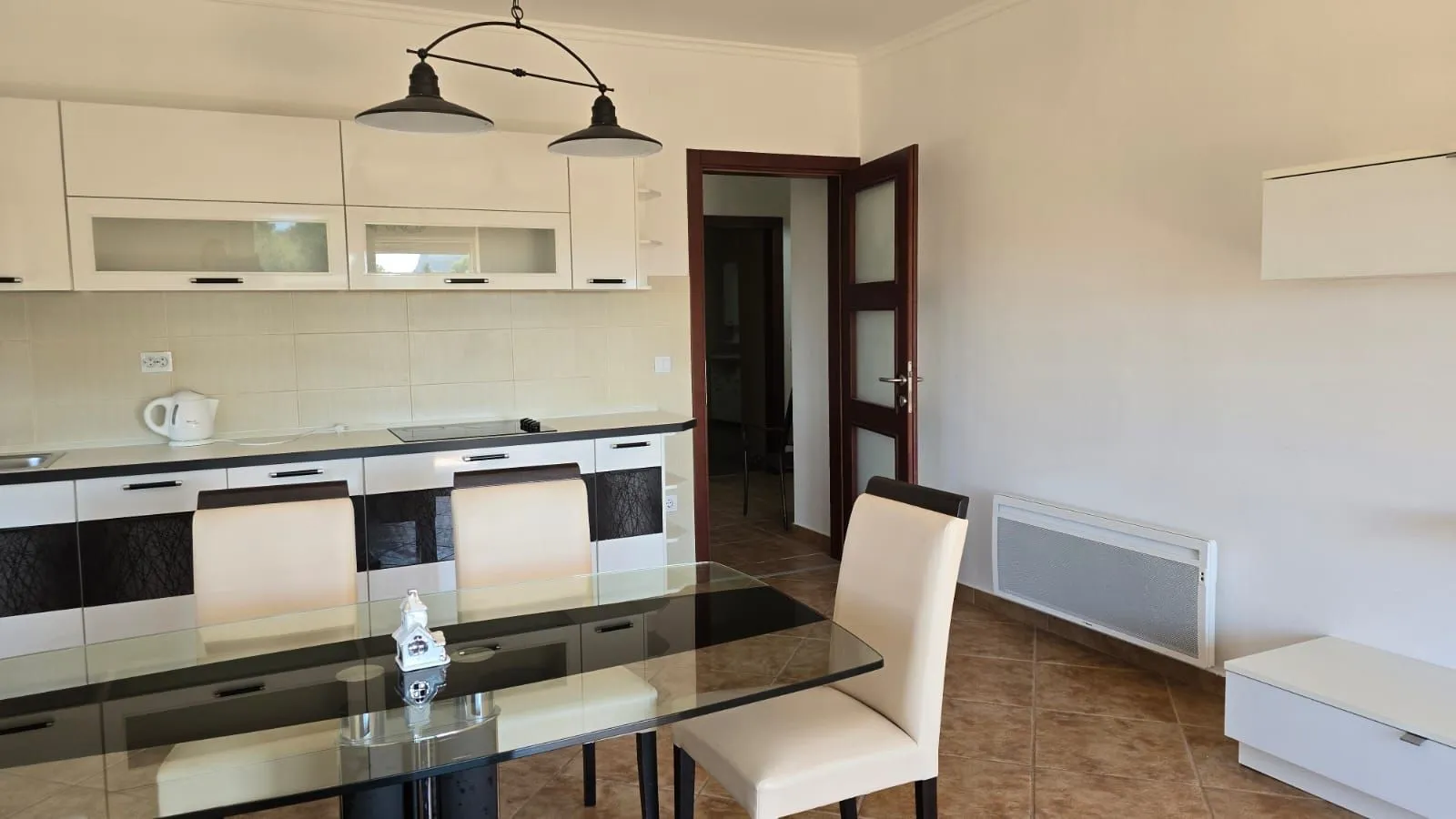 Prodaja, dvosoban stan, 93m², Buljarica, Budva