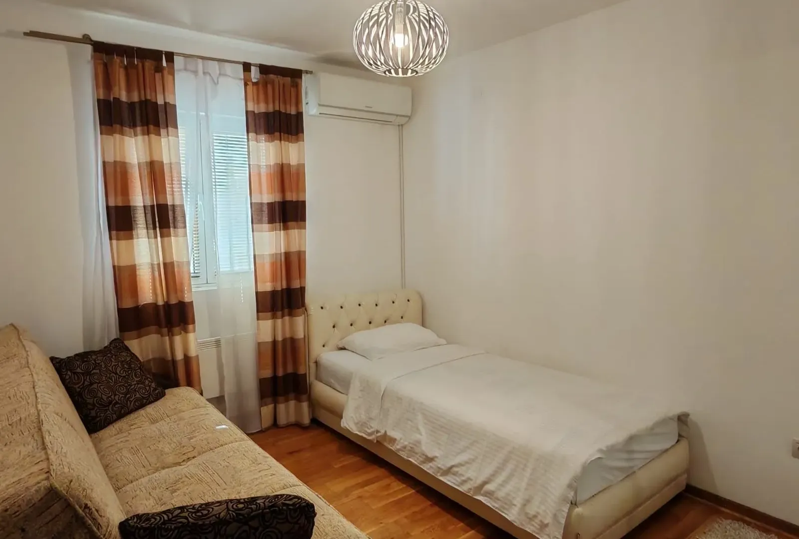 Sale, two bedroom apartment, 62m², Petrovac, Budva