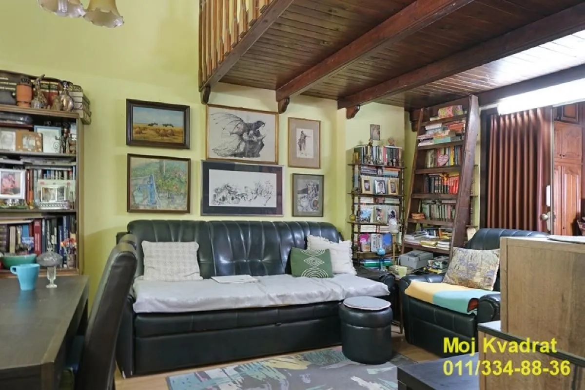 Sale, four bedroom apartment, 98m², Stari Grad, Beograd
