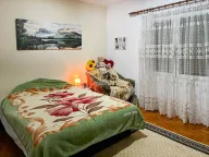 Rent, three bedroom apartment, 150m², Stari Aerodrom, Podgorica - image 4