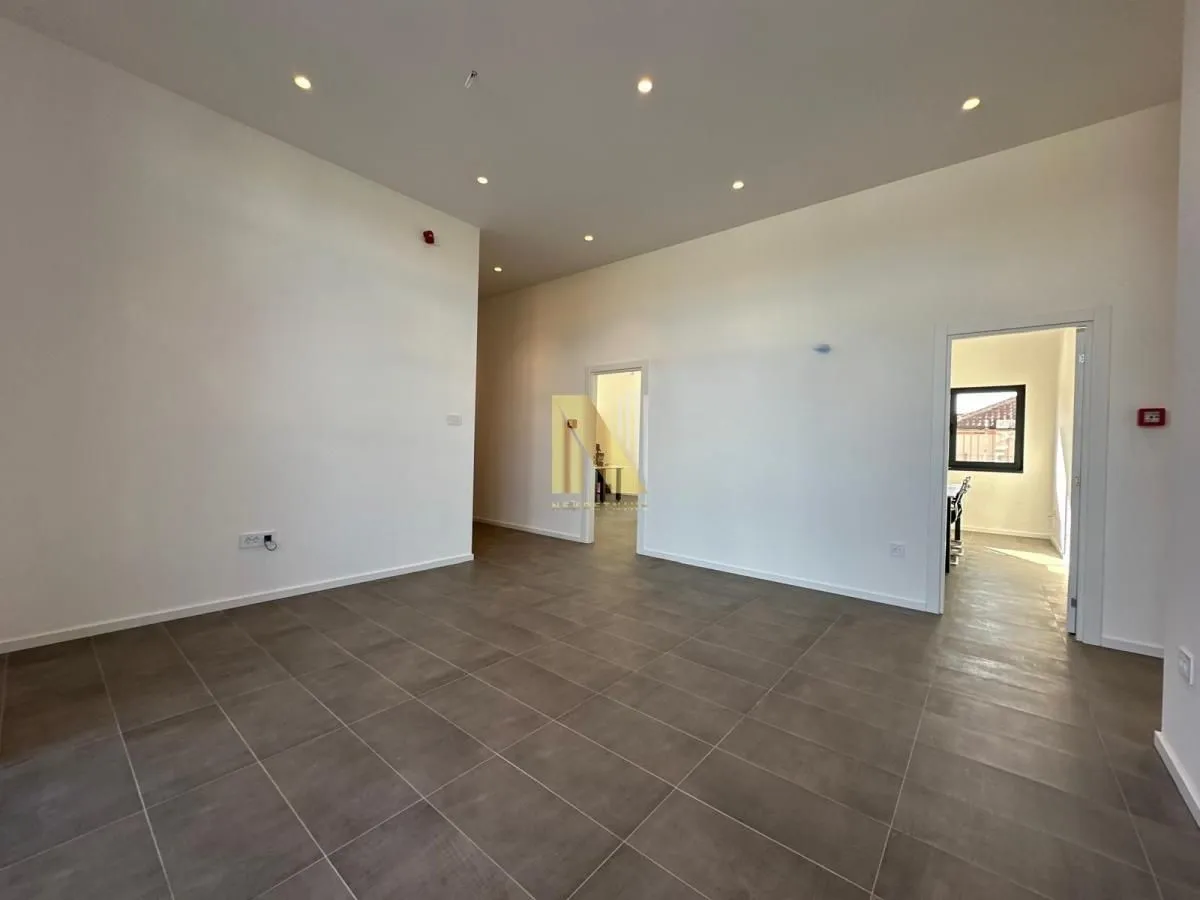 Rent, office space, 100m², Sajlovo, Novi Sad Sve Podlokacije