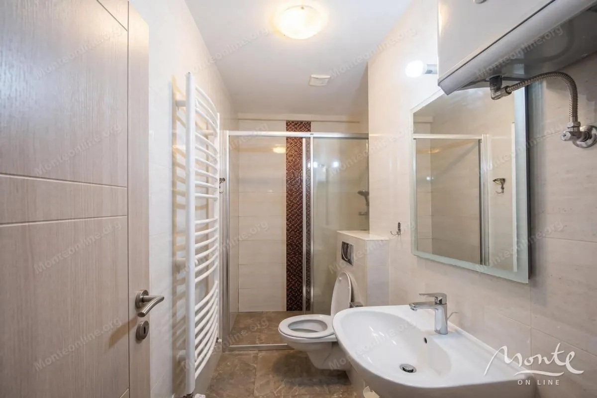 Sale, three bedroom apartment, 98m², Bečići, Budva