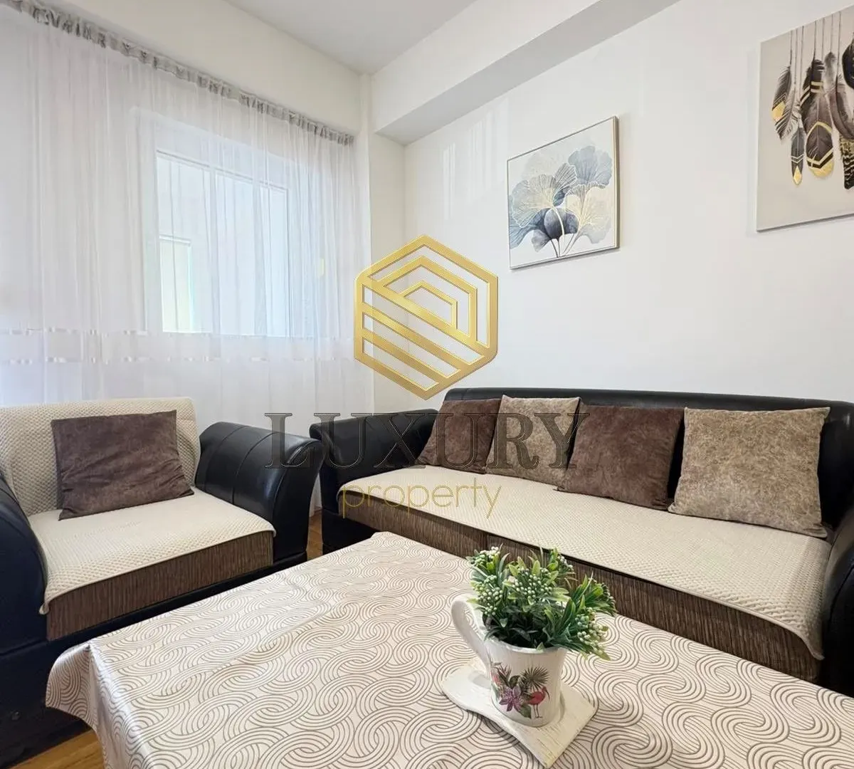 Izdavanje, dvosoban stan, 60m², City Kvart, Podgorica