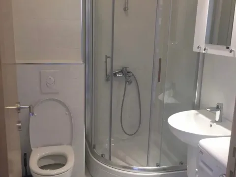 Izdavanje, garsonjera, 30m², City Kvart, Podgorica - image 6