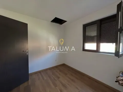 Rent, house, 85m², Zagorič, Podgorica - image 8