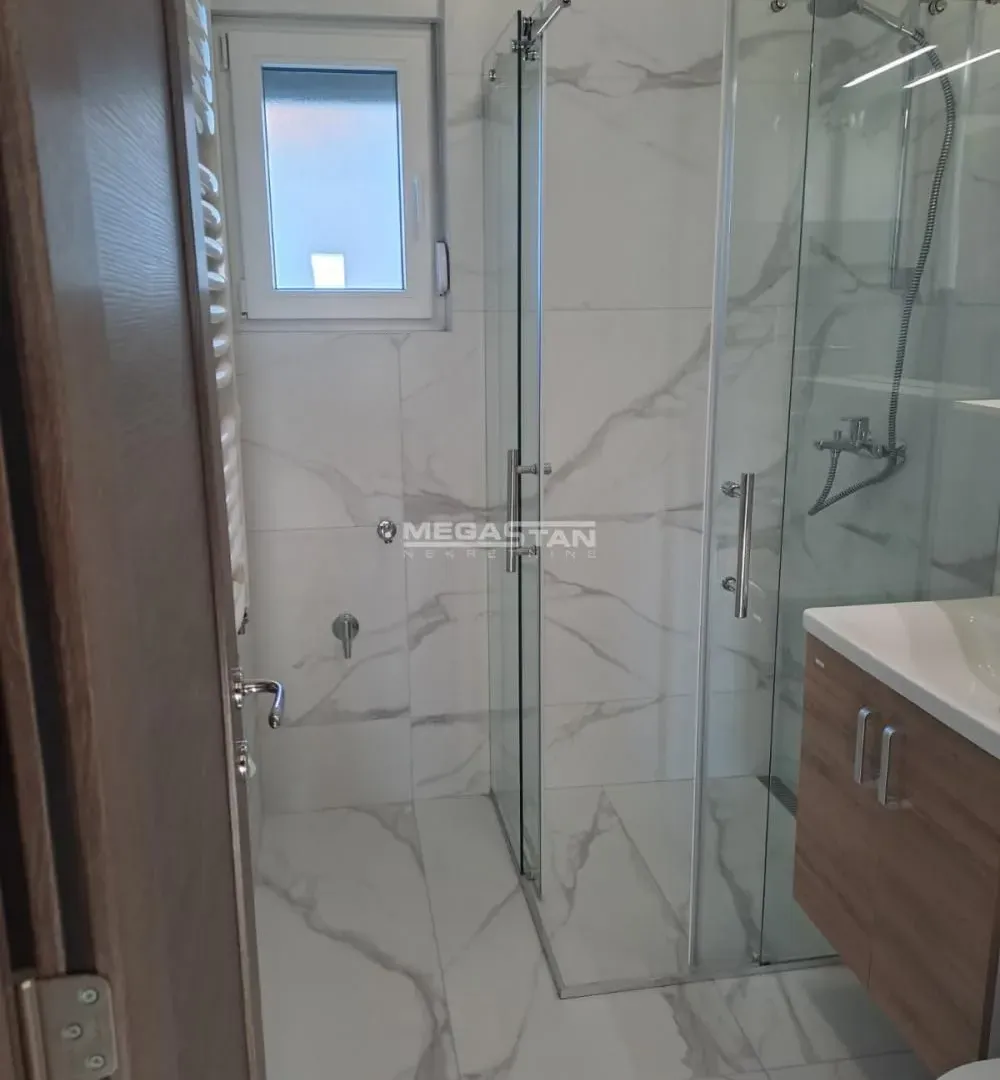 Prodaja, jednosoban stan, 45m², Borča 1, Borča Sve Podlokacije