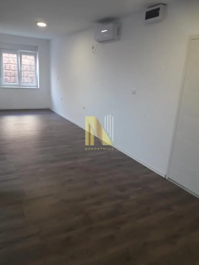 Rent, office space, 89m², Adamovićevo Naselje, Novi Sad Sve Podlokacije