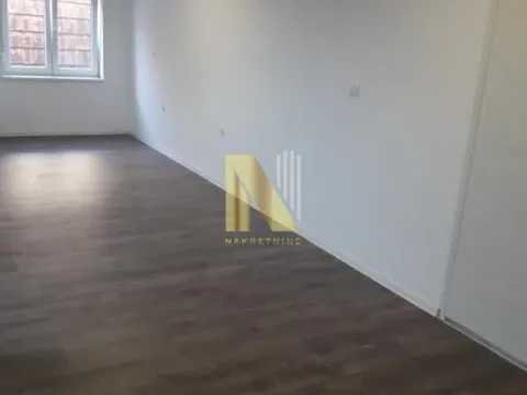 Izdavanje, poslovni prostor, 89m², Adamovićevo Naselje, Novi Sad Sve Podlokacije - image 2