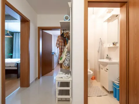 Sale, two bedroom apartment, 76m², Budva, Crna Gora - image 6