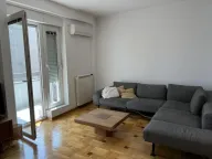 Izdavanje, četvorosoban stan, 135m², Vračar Hram, Vračar Sve Podlokacije - image 1