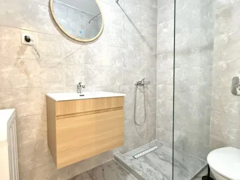 Rent, two bedroom apartment, 60m², Zagorič, Podgorica - image 11