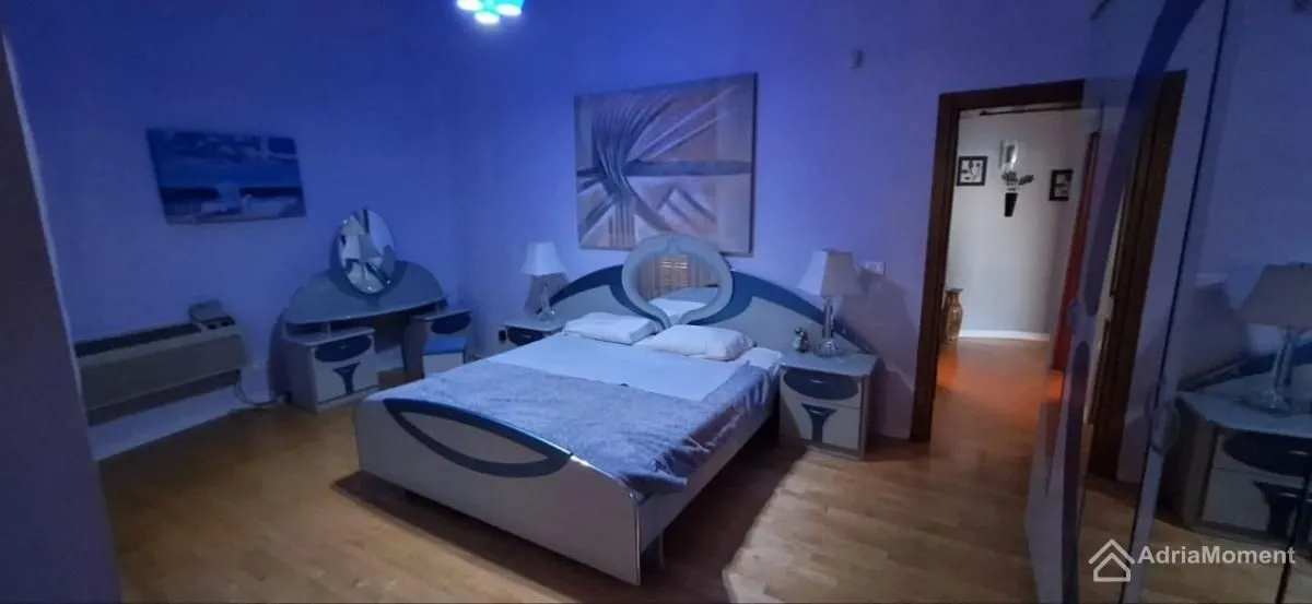Sale, house, 180m², Bar, Crna Gora