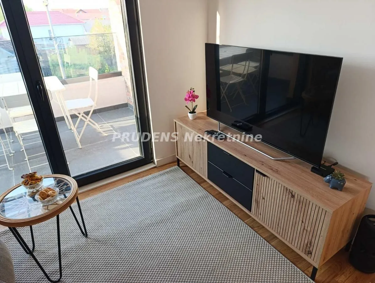 Rent, two bedroom apartment, 57m², Surčin, Beograd