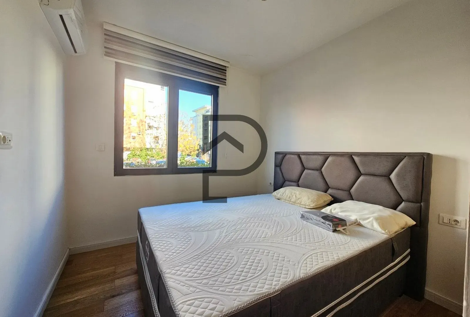 Rent, one bedroom apartment, 45m², Blok 6, Podgorica