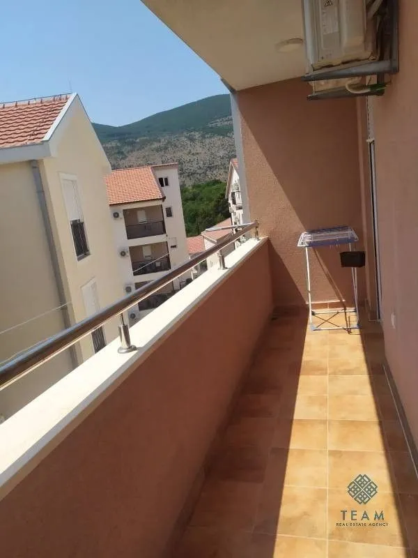 Izdavanje, dvosoban stan, 55m², Igalo, Herceg Novi
