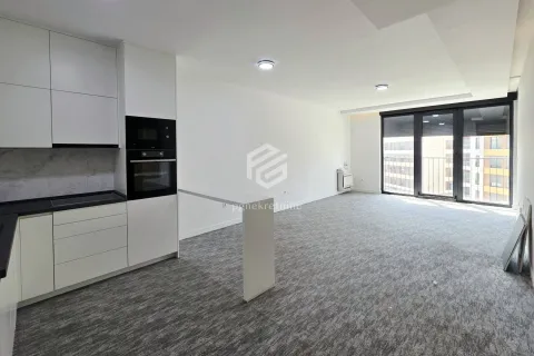 Rent, two bedroom apartment, 84m², Podgorica, Crna Gora - image 9