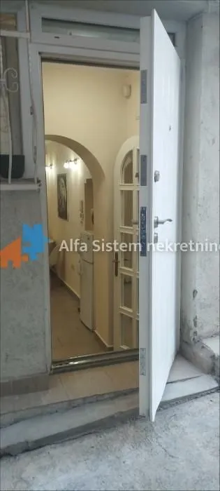 Rent, two bedroom apartment, 51m², Neimar, Vračar Sve Podlokacije