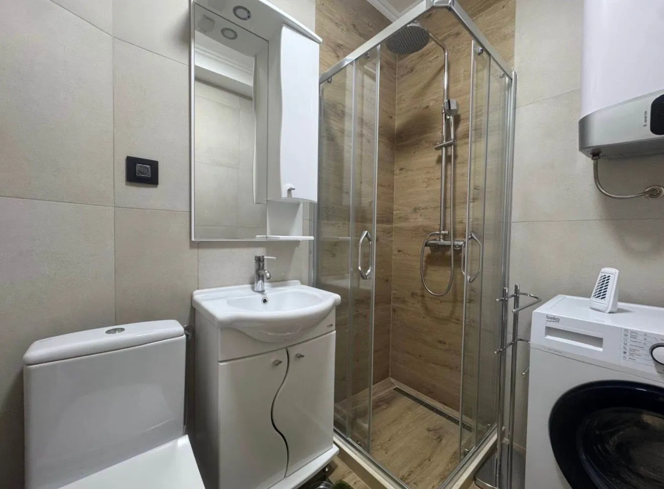 Rent, two bedroom apartment, 65m², Autobuska stanica, Podgorica