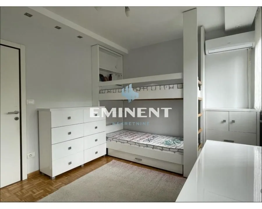 Izdavanje, stan, 76m², Novi Beograd Sve Podlokacije, Beograd