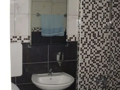 Prodaja, dvosoban stan, 70m², Bar, Crna Gora - image 3