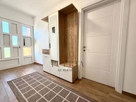 Izdavanje, dvosoban stan, 76m², Zabjelo, Podgorica - image 12