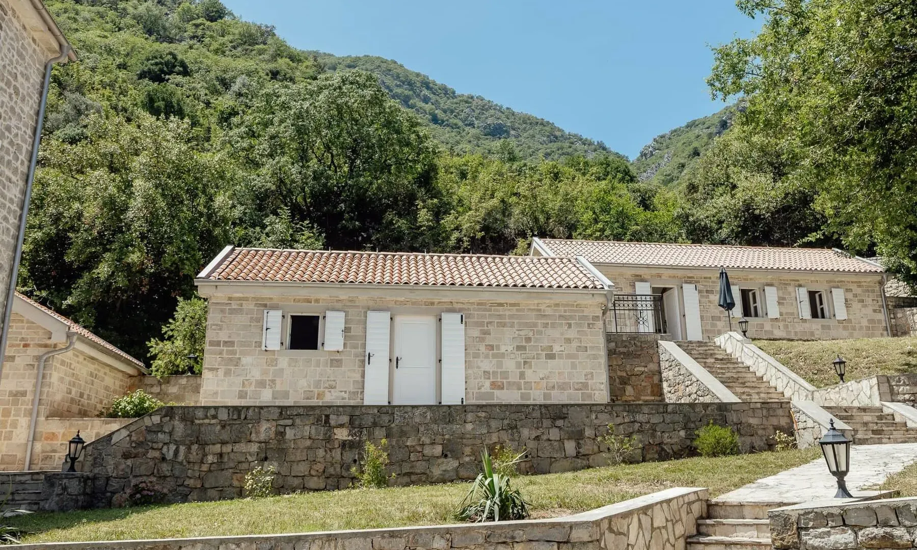 Sale, house, 800m², Prčanj, Kotor