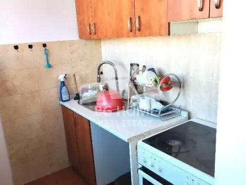 Rent, three bedroom apartment, 67m², Zvezdara Sve Podlokacije, Beograd - image 7