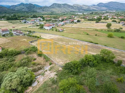 Zemljište in Zeta