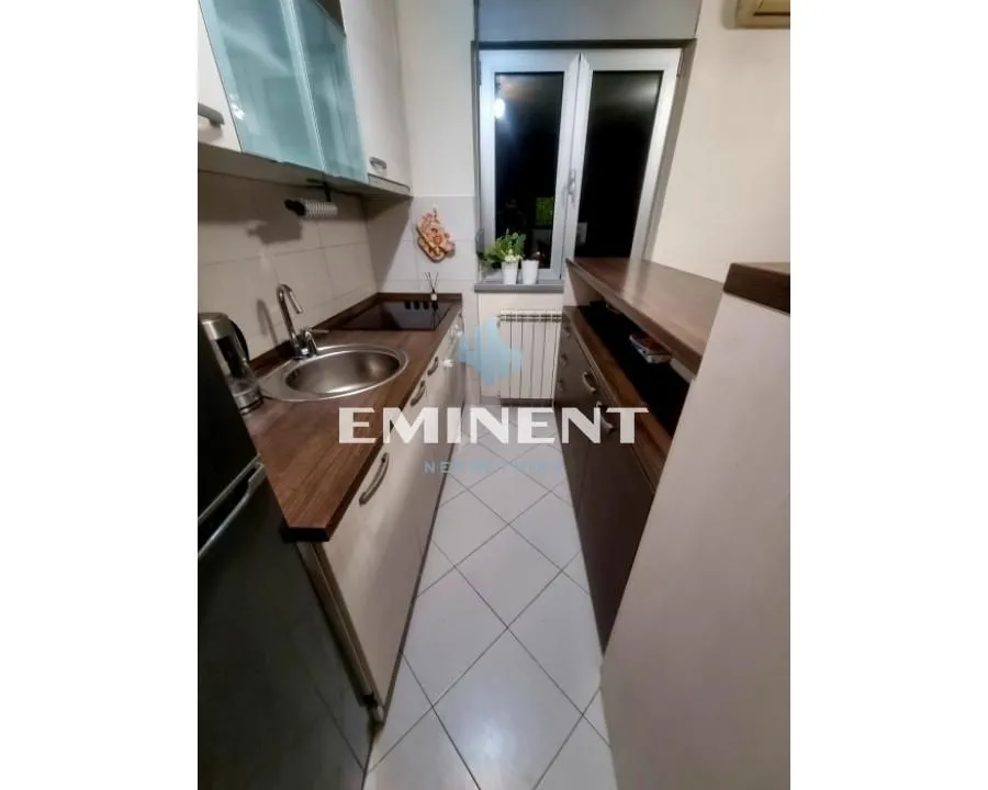 Rent, two bedroom apartment, 40m², Lekino Brdo, Voždovac Sve Podlokacije