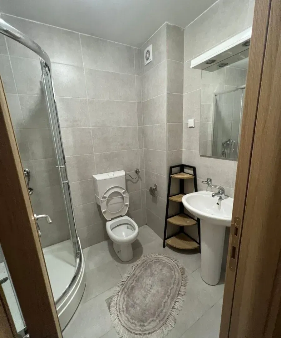 Izdavanje, stan, 48m², Stari Aerodrom, Podgorica