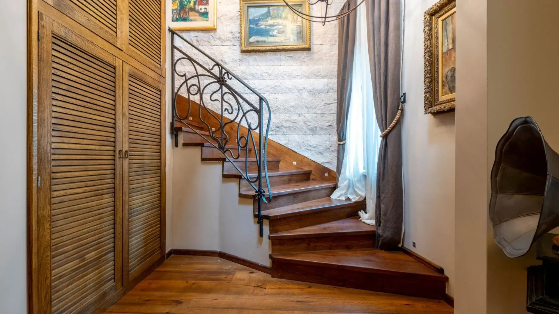 Sale, three bedroom apartment, 192m², Budva, Crna Gora