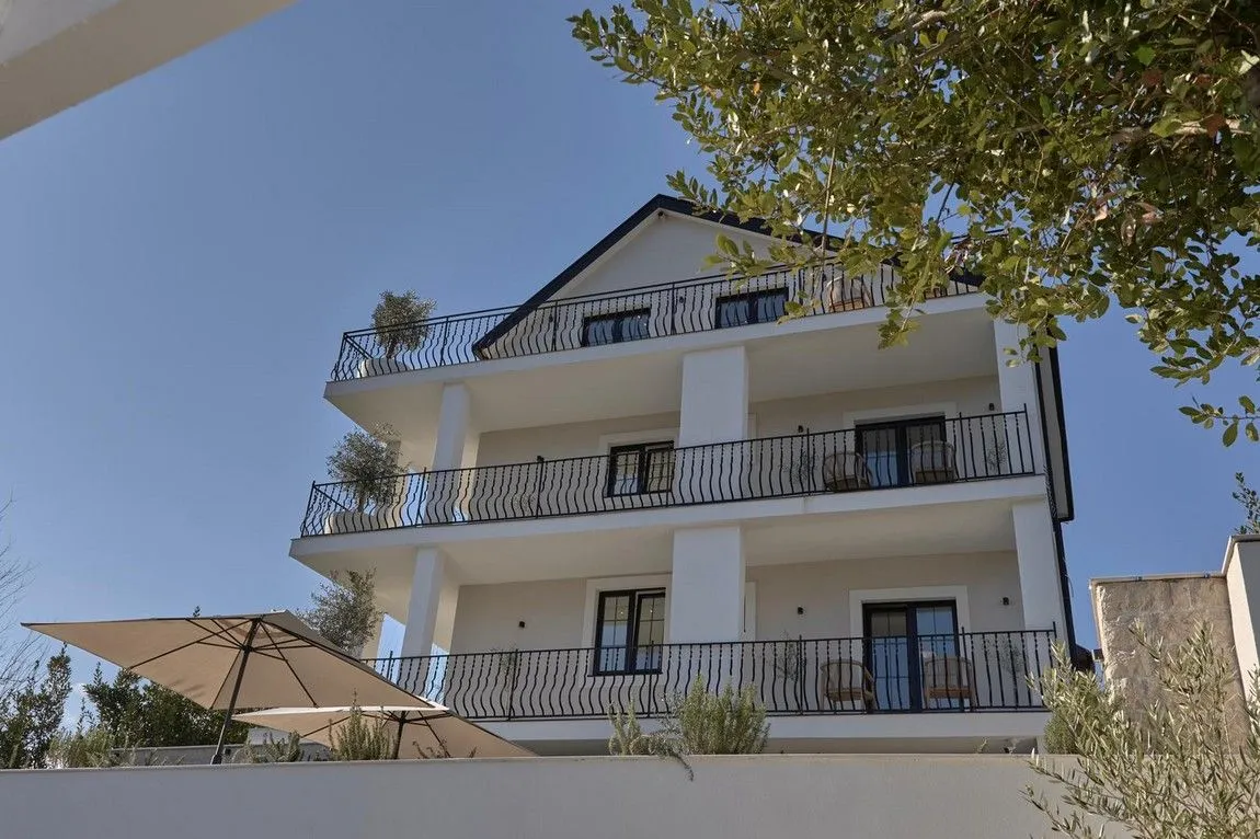 Prodaja, kuća, 424m², Tivat, Crna Gora