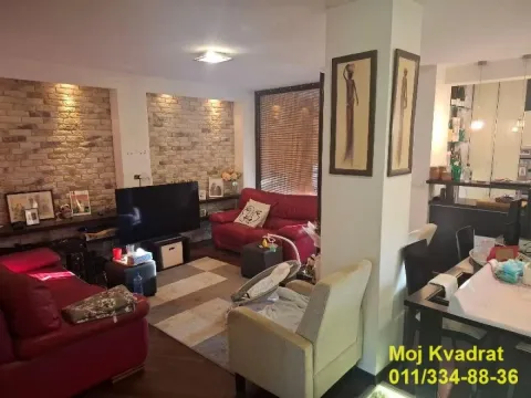 Stan in Čukarica