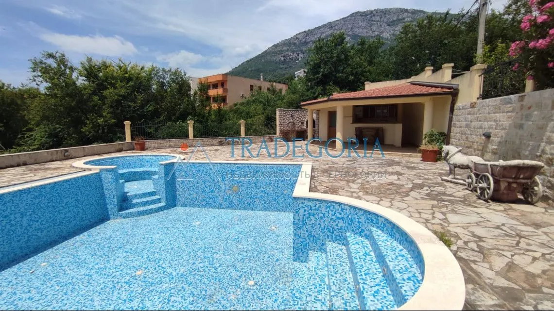 Prodaja, kuća, 400m², Bar, Crna Gora