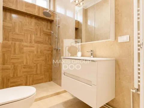 Sale, four bedroom apartment, 91m², Savski Venac, Beograd - image 20
